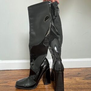 Forever 21 Women's Black Knee High Boots